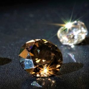 Где продать бриллиант – украшение, которое любит точную оценку