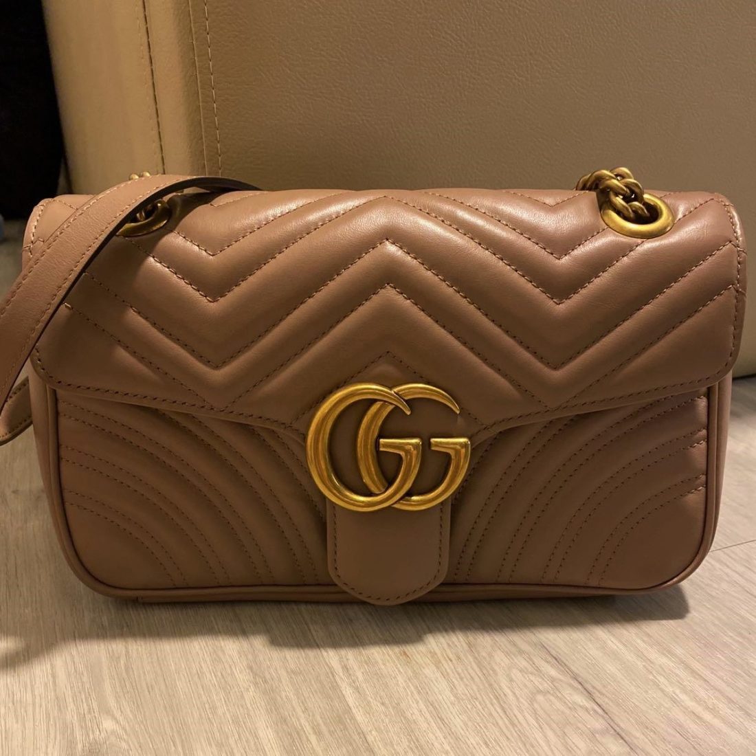 Где продать брендовую сумку Gucci дорого